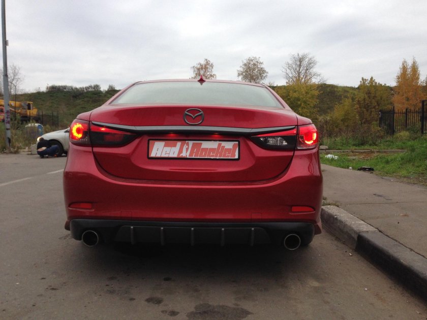 Мазда 6 задняя оптика