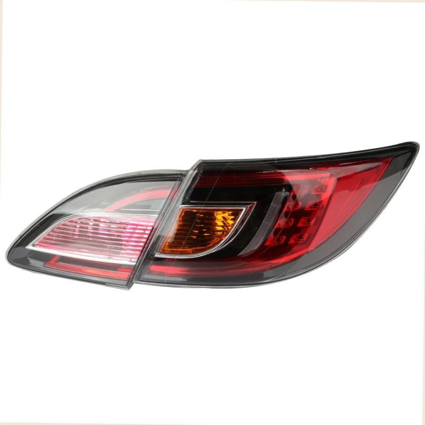 Фонарь задний mazda 6