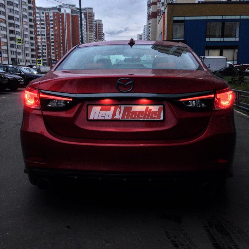 Мазда 6 задняя оптика