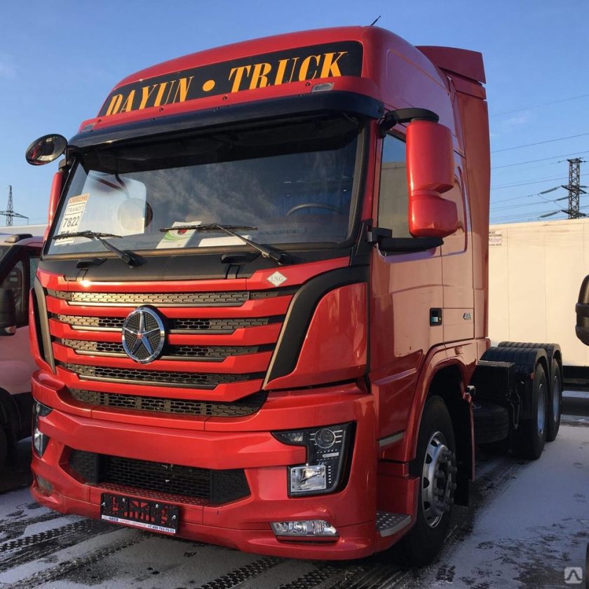 Тягач донг фенг