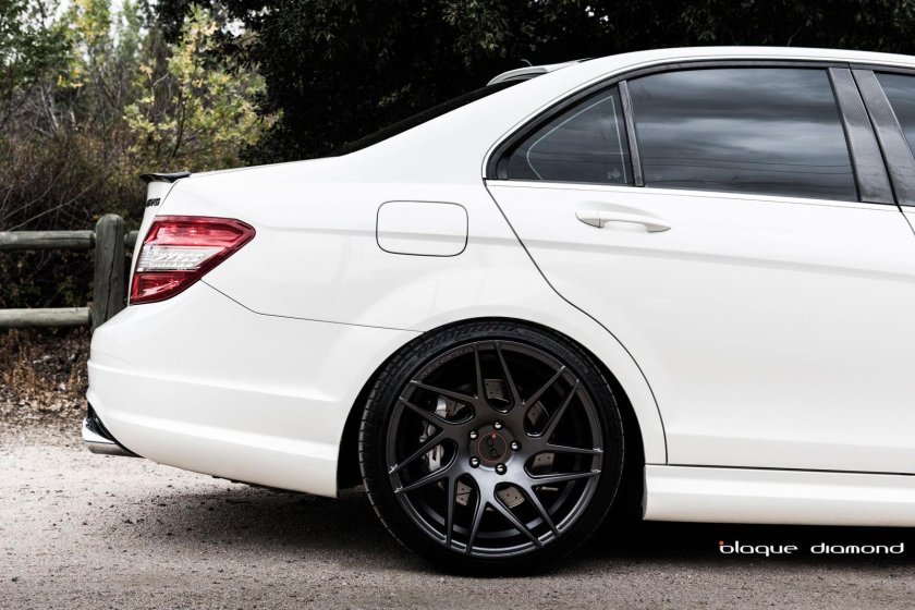 Белые диски Мерседес w204