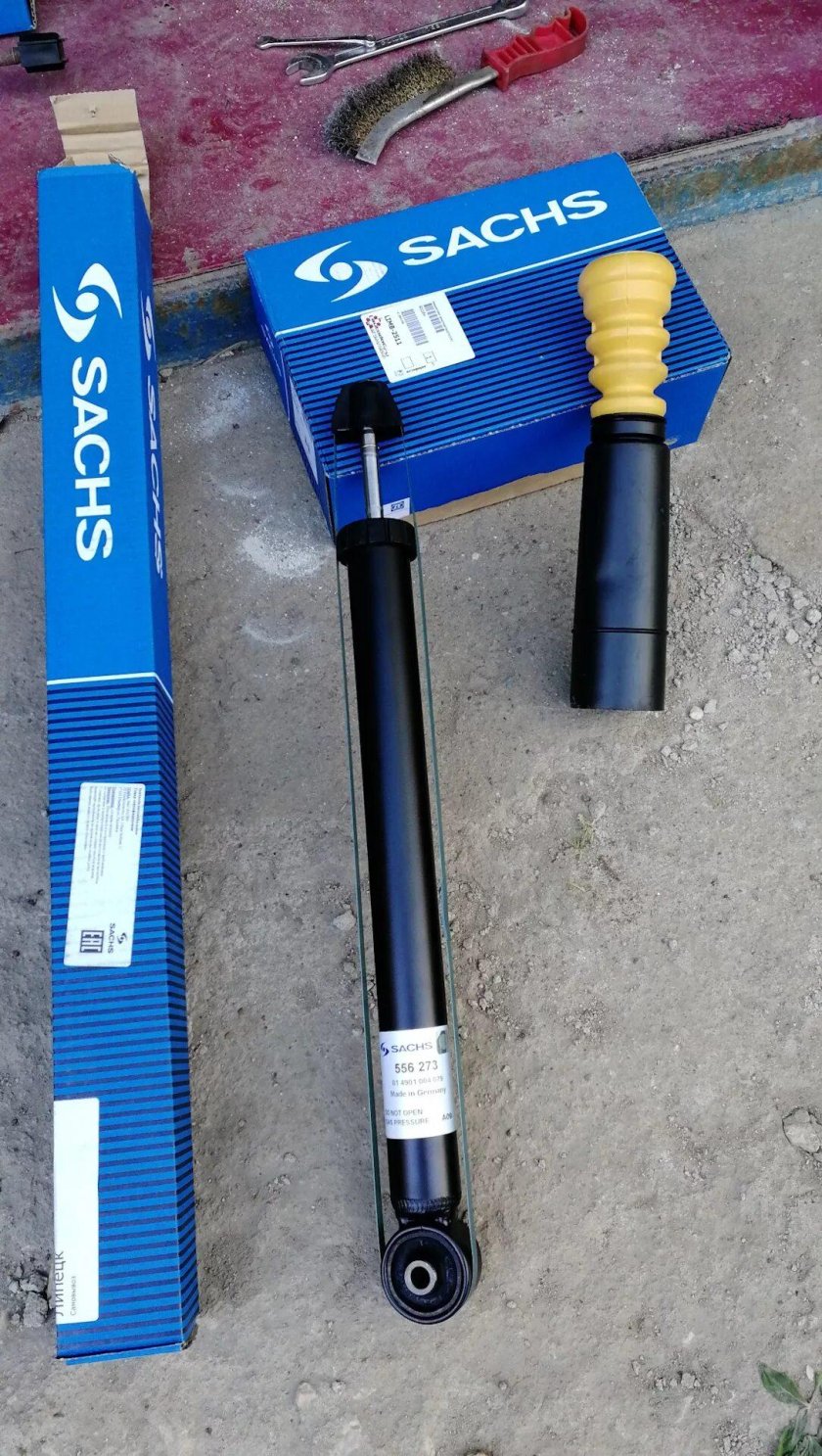 Амортизатор задний Шкода Октавия тур