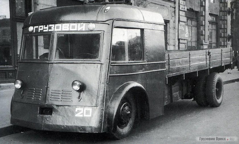 Грузовой ЯТБ-1