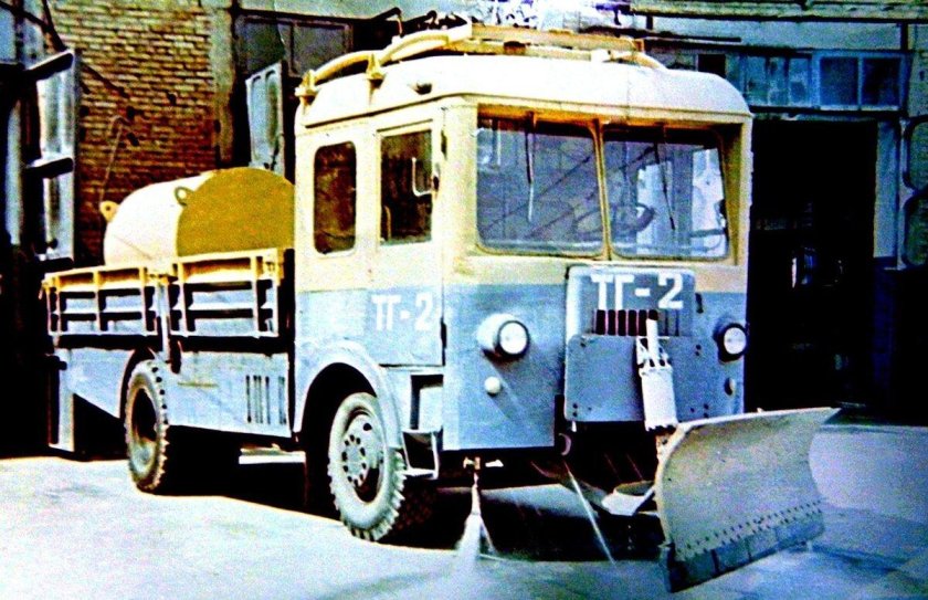 Грузовой троллейбус СВАРЗ