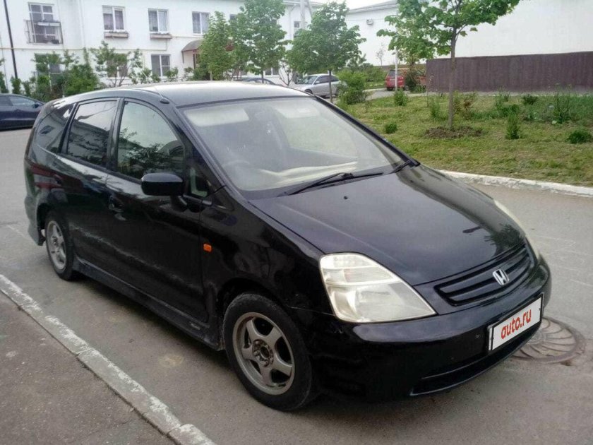 Honda Stream 2001