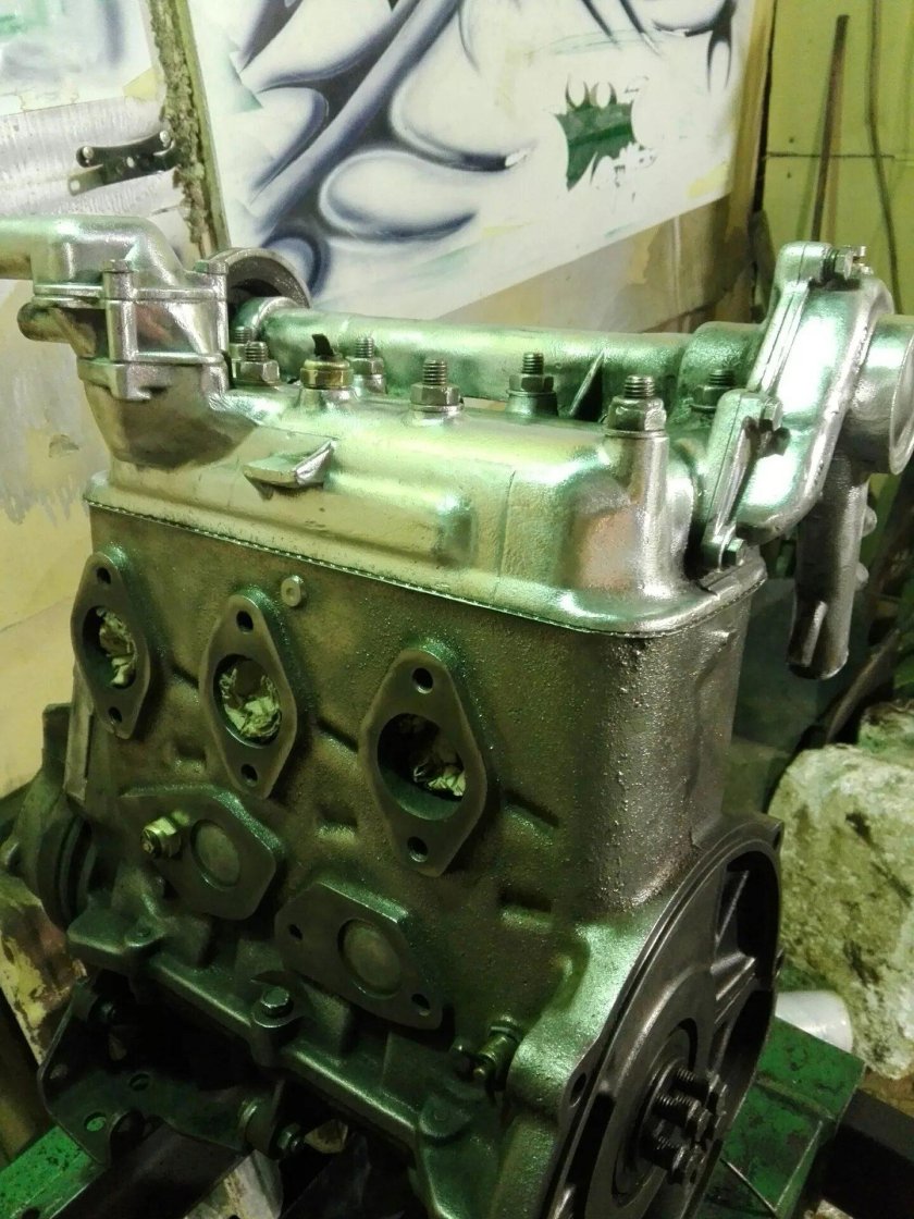 Двигатель Баркас б1000