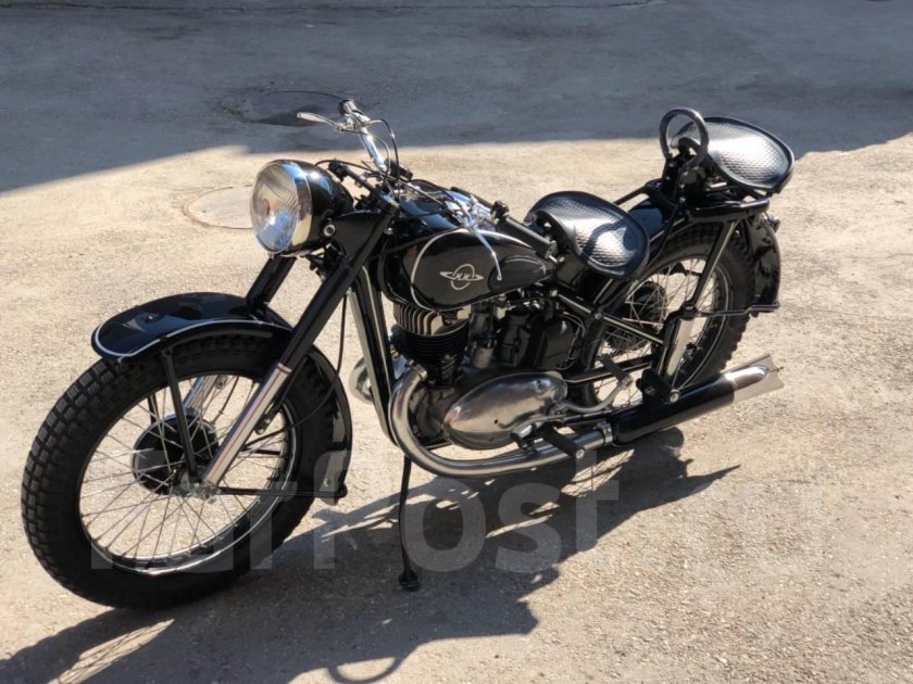 ИЖ 49 логотип