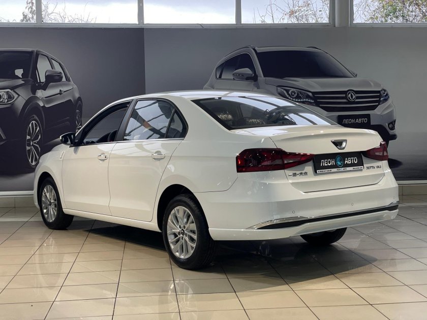 Jetta va3 белый