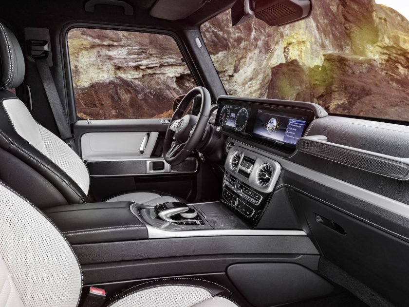 Мерседес Гелендваген 2019 салон