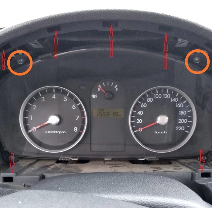 Hyundai Galloper 2 лампочка щитка приборов