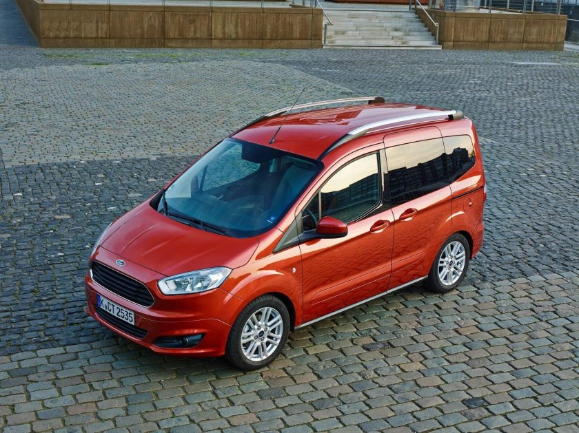 Ford Tourneo Courier 2014