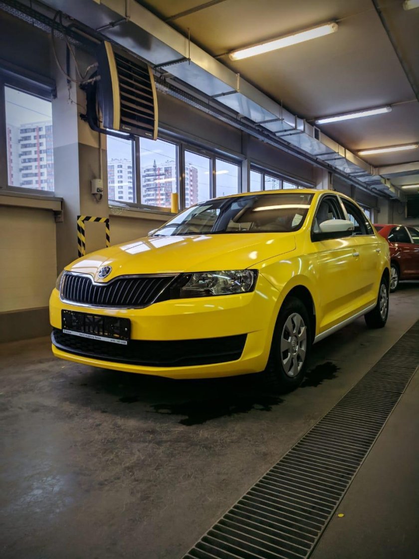 Желтая пленка для такси