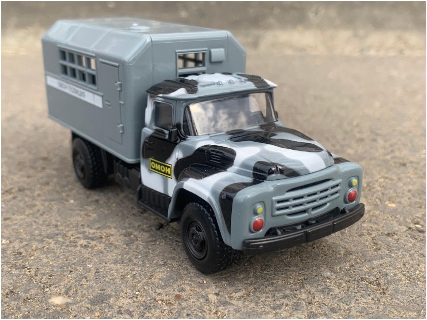 Военный ЗИЛ игрушка