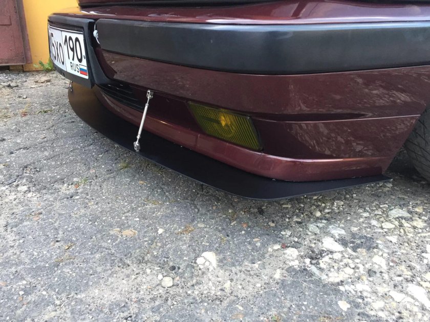 Сплиттер переднего бампера ВАЗ 2114