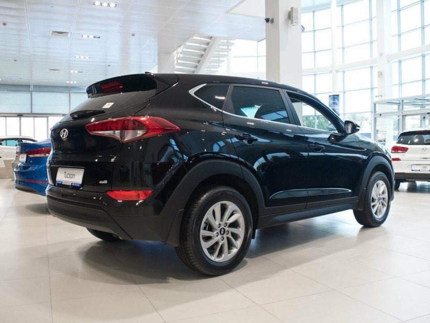 Хёндай Туссан 2021 черный