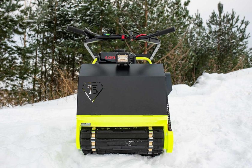 Тканевый капот на мотобуксировщик