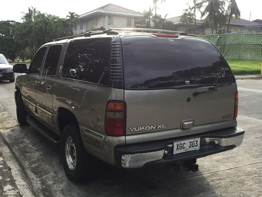 GMC Yukon 2