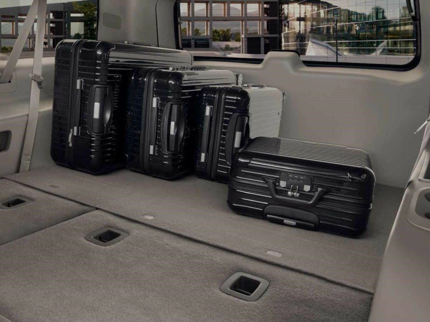 GMC Yukon Denali 2021 салон