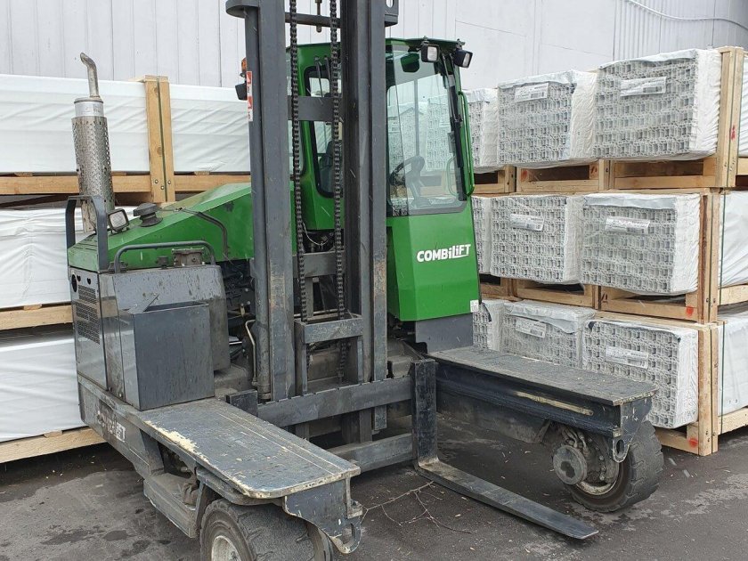 Вилочный автопогрузчик