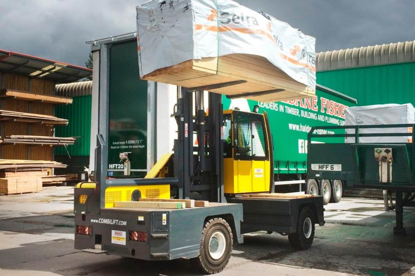 Боковой погрузчик Combilift