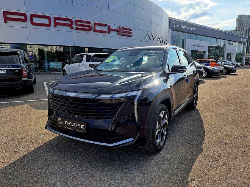 Автомобиль geely atlas