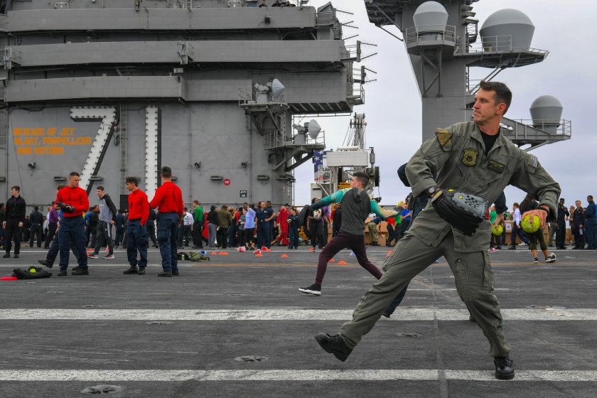 Американские летчики на авианосцах