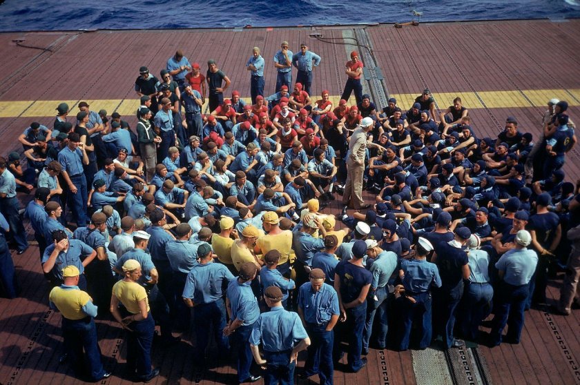 Цвета команд авианосец