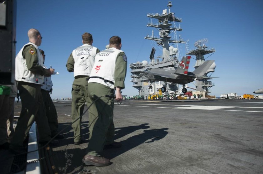 F 35 на авианосце