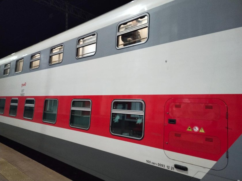 Двухэтажный поезд санкт петербург