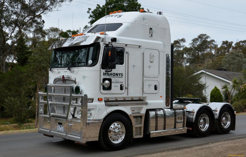 Тягач Kenworth k200