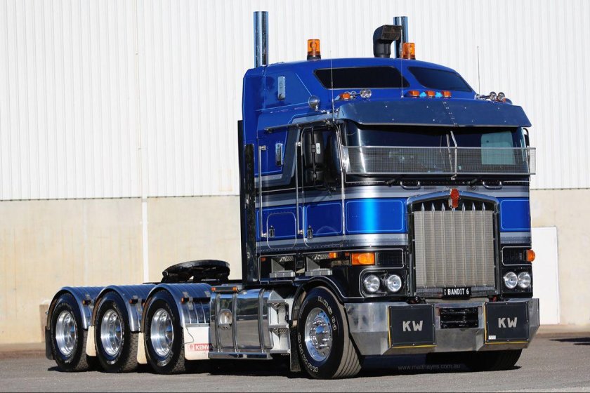 Американский грузовик Кенворт 100