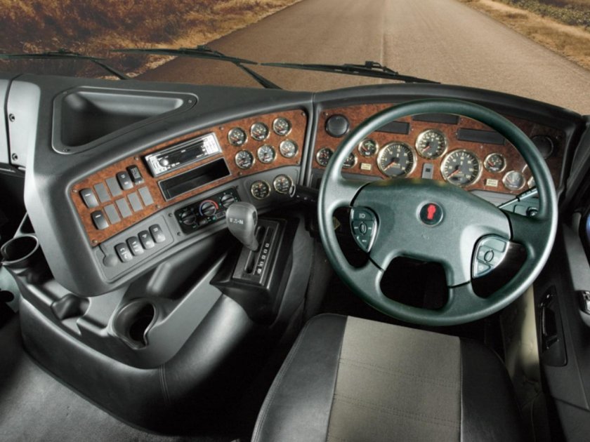 Kenworth k200 кабина