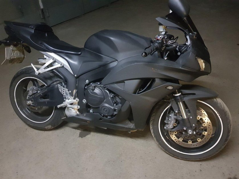 Honda cbr600rr черный матовый