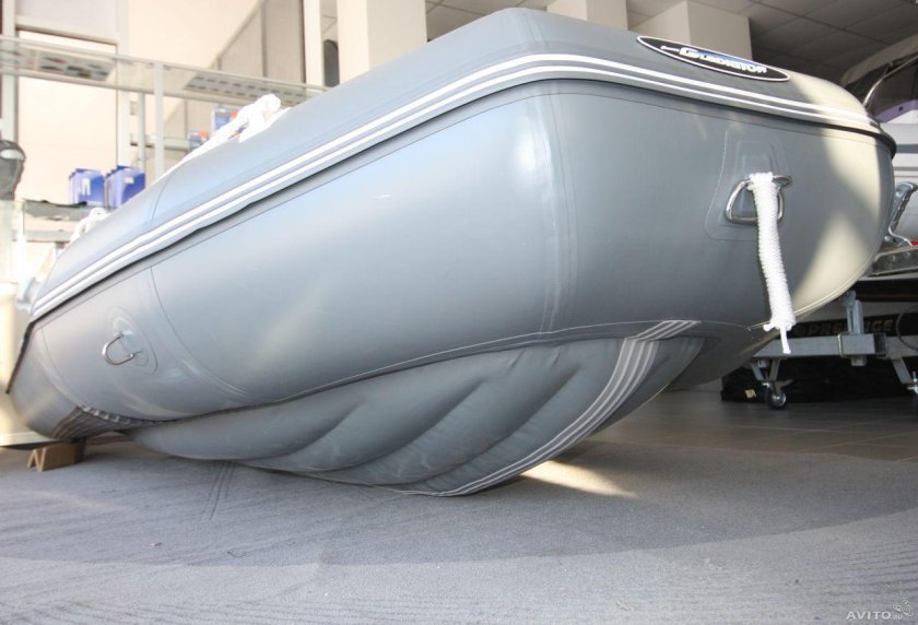 ПВХ лодка Гладиатор 380 НДНД
