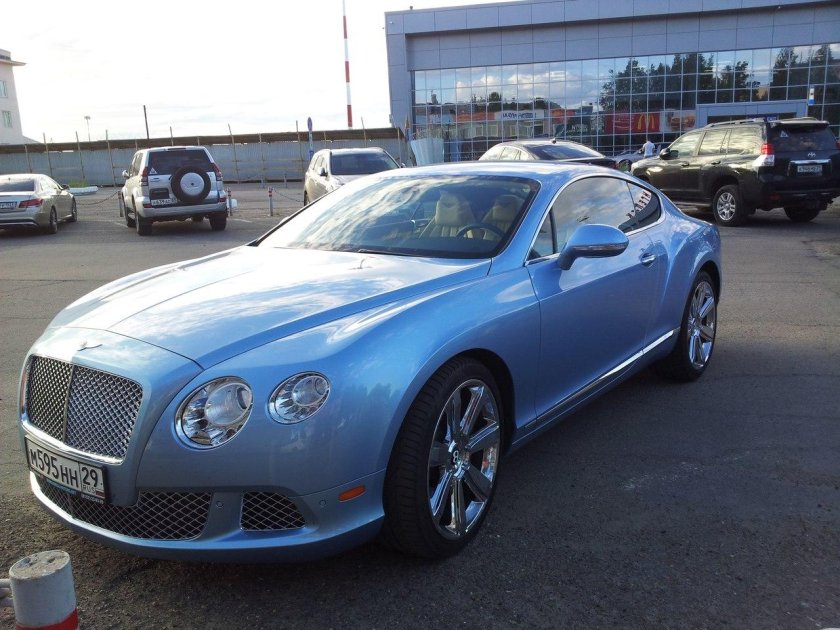 Bentley Continental gt Россия
