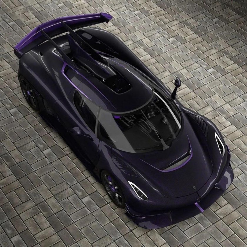 Koenigsegg Agera Purple