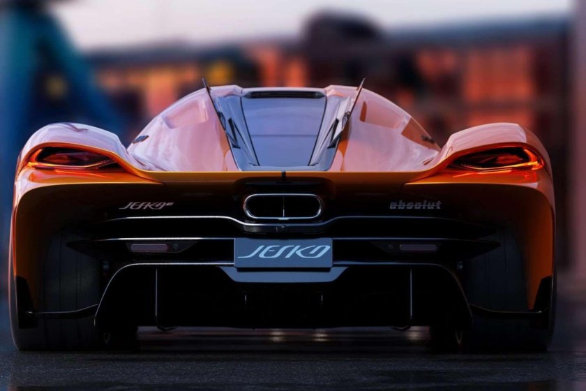 Гиперкар Koenigsegg 2020