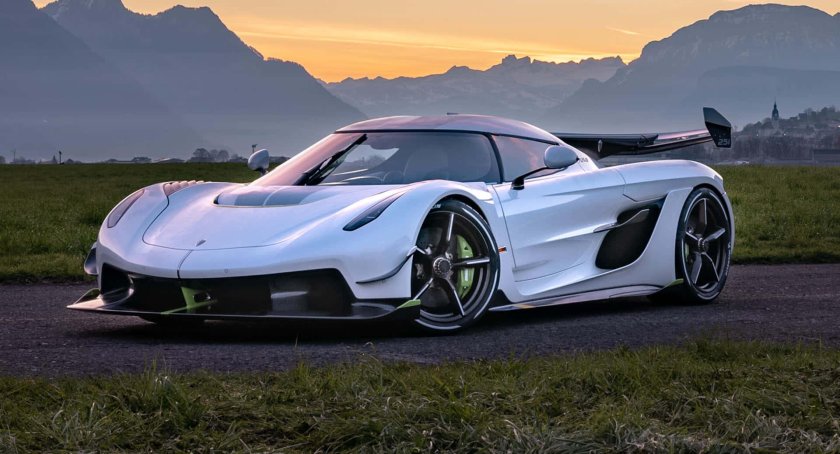 Гиперкар Koenigsegg Agera 2020