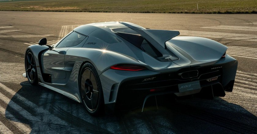 Гиперкар Koenigsegg Agera 2020