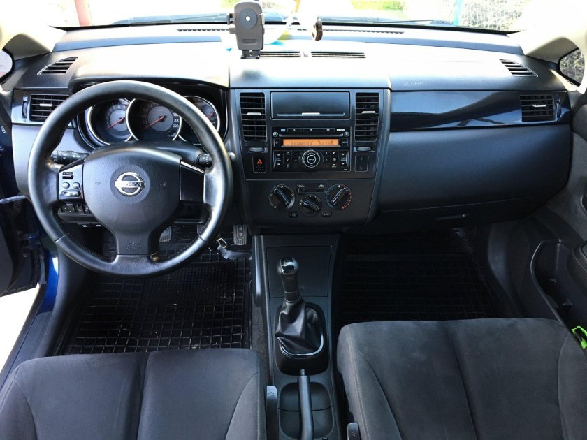 Торпедо Ниссан Тиида 2008