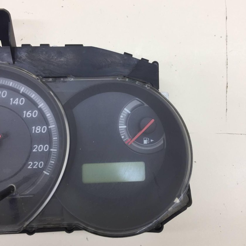 Приборная панель ниссан тиида 2012