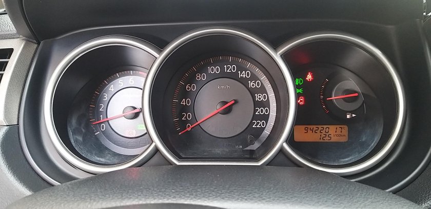 Приборная панель Nissan Tiida 2008