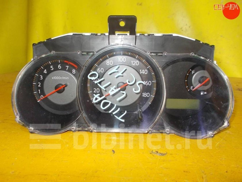 Панель приборов Ниссан Тиида 2008