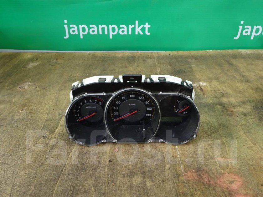 Спидометр на Nissan Tiida c11