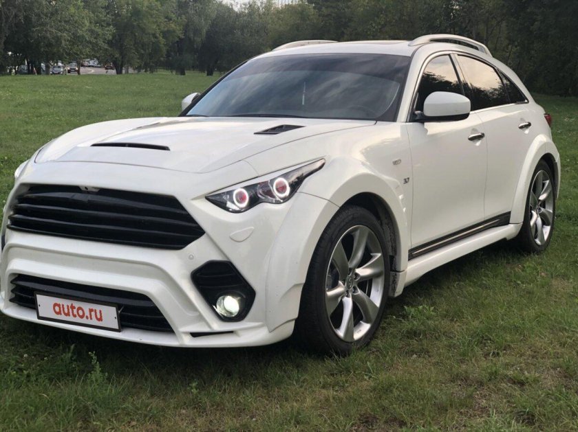 Infiniti qx70