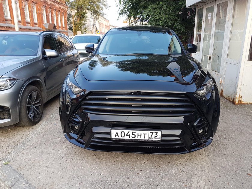 Инфинити qx70 обвес Ренегат