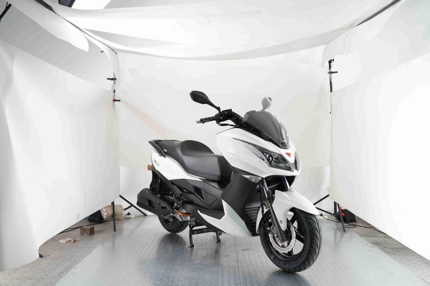 Скутер 300 кубов