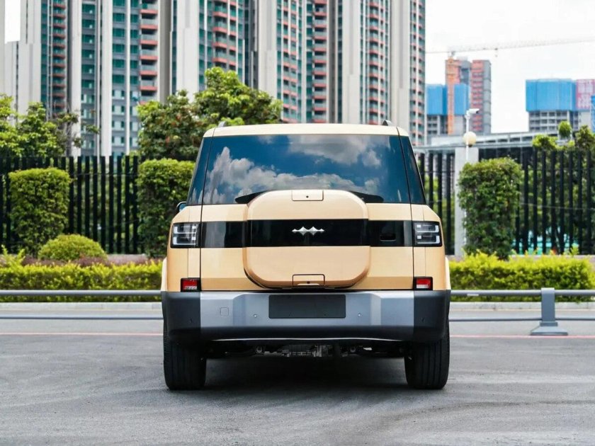 Электрический внедорожник