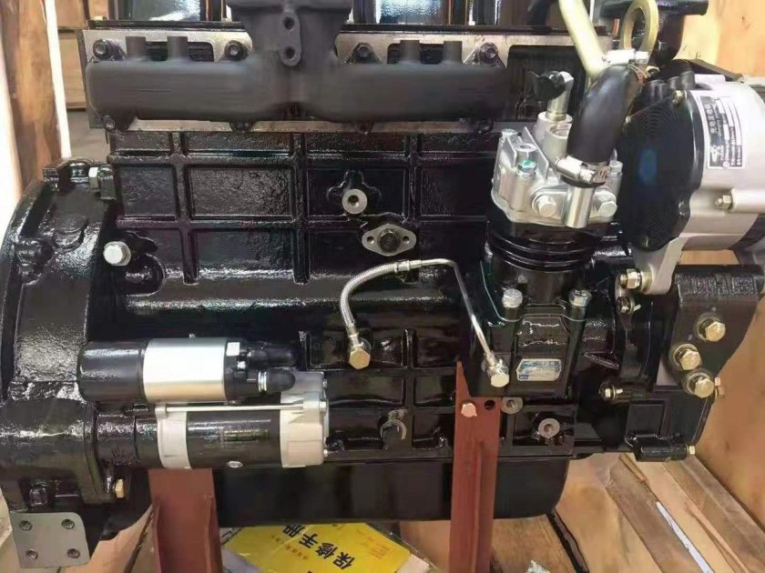 Двигатель Yuchai ycd4r11g-68