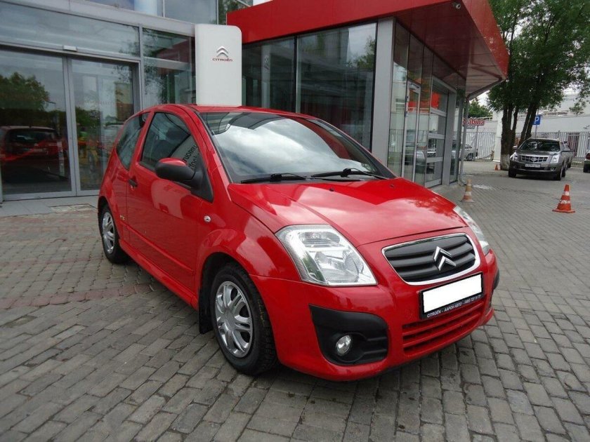 Ситроен ц2 красный